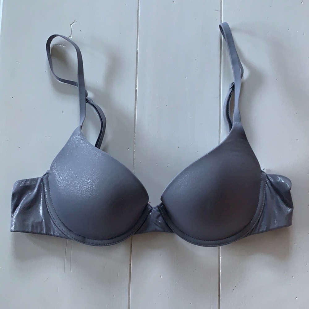 Victoria’s Secret Light Gray Metallic Bra 34A Used